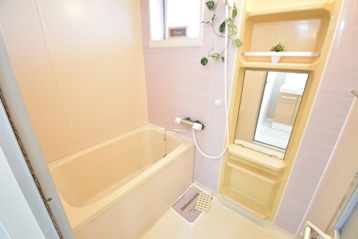 物件内観写真3　(浴室)