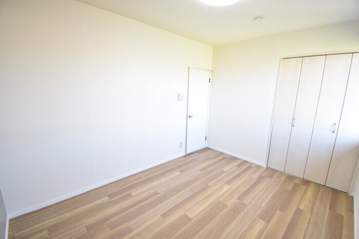 物件内観写真15　(北洋室６帖)