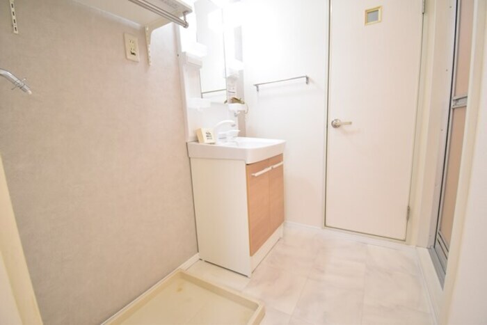 物件内観写真29　(洗面室)