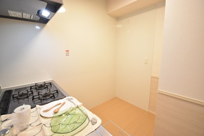 物件内観写真6　(冷蔵庫置き場)