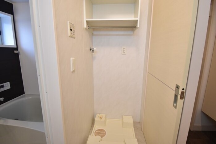 物件内観写真25　(室内洗濯機置場)