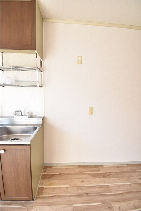 物件内観写真20　(冷蔵庫置場)