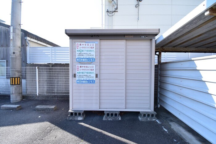 物件内観写真25　(ゴミ置場)