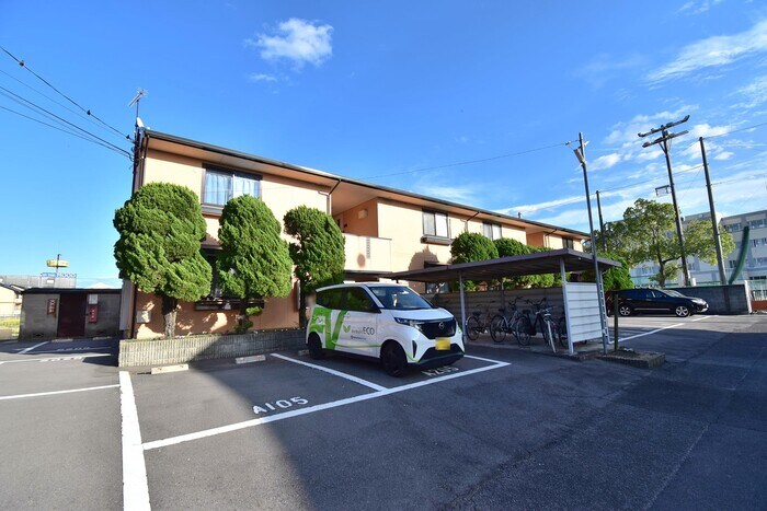 物件外観写真1　(建物外観)