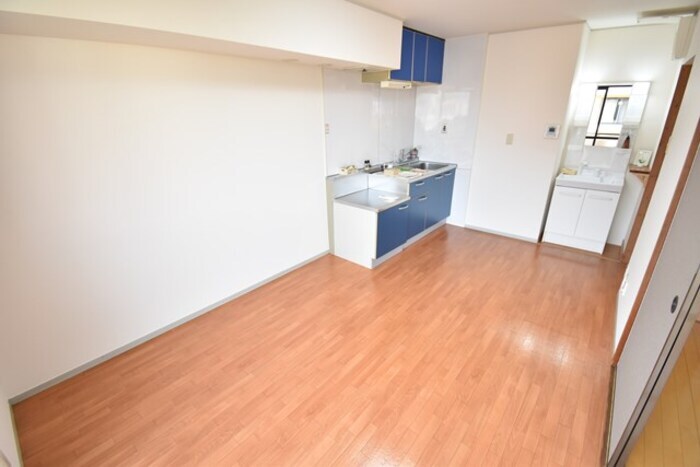 物件内観写真7　(ＤＫ７．２帖)