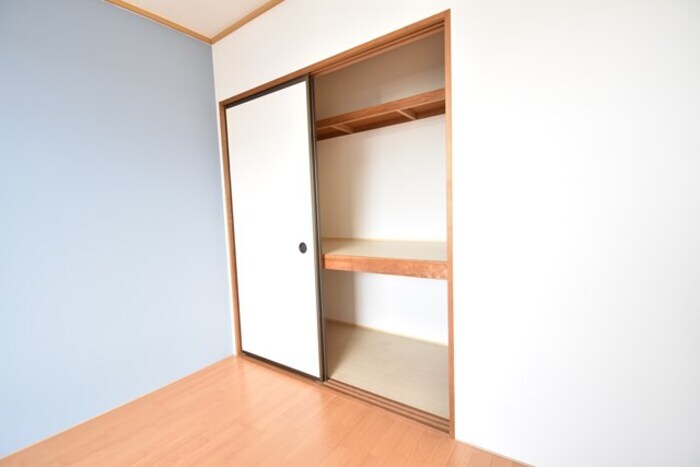 物件内観写真10　(物入（洋室）)