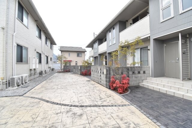 物件外観写真1　(外観)