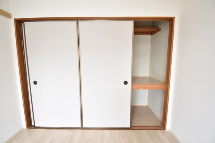 物件内観写真15　(物入（南洋室）)