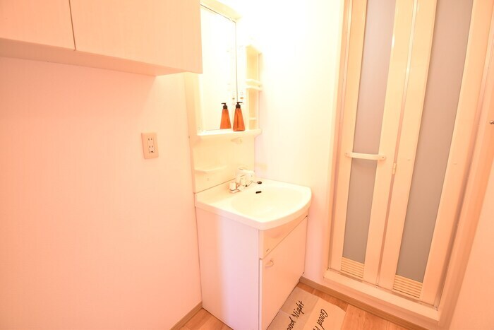 物件内観写真14　(洗髪洗面化粧台)