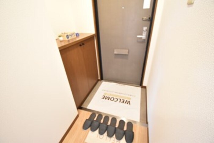 物件内観写真21　(玄関)