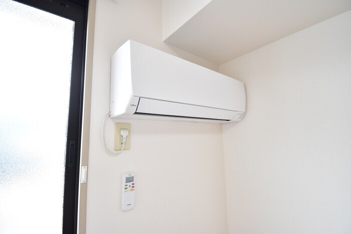 物件内観写真28　(北東洋室エアコン)