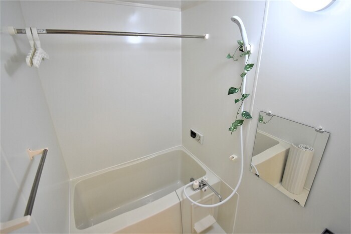 物件内観写真4　(浴室)