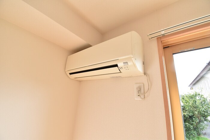 物件内観写真17　(エアコン（洋室）)