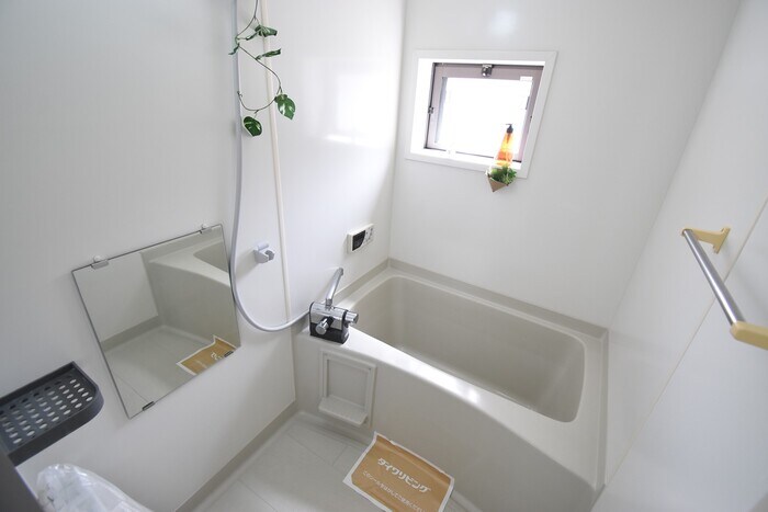 物件内観写真4　(浴室)