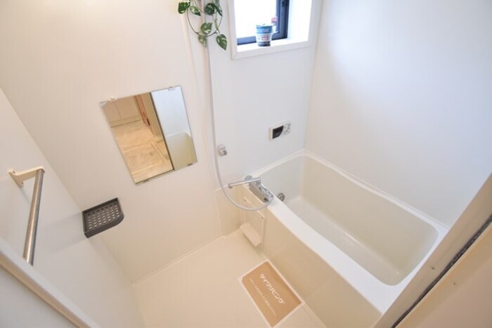 物件内観写真4　(浴室)