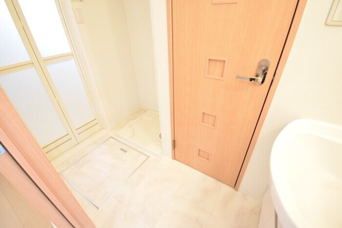 物件内観写真5　(洗面所)