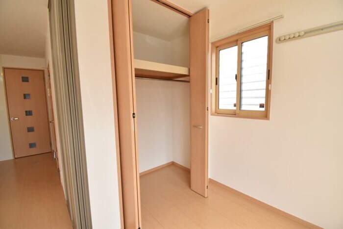 物件内観写真12　(クローゼット（洋室）)