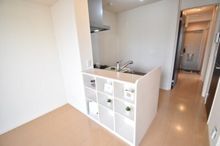 物件内観写真16　(カウンター下収納)