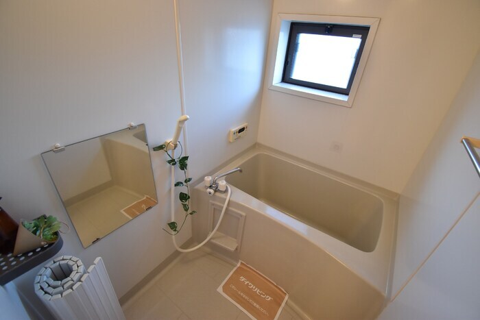 物件内観写真6　(浴室)