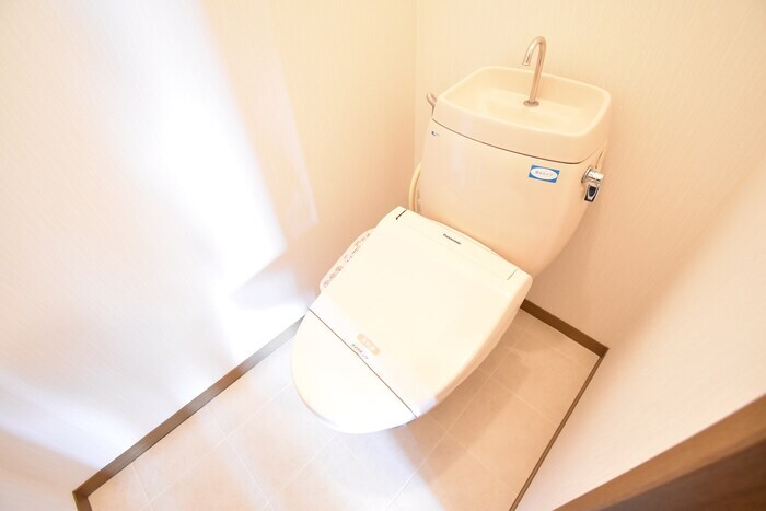 物件内観写真6　(温水洗浄暖房便座)