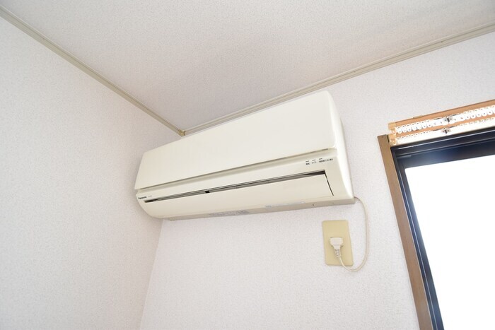 物件内観写真21　(エアコン（西洋室６帖）)