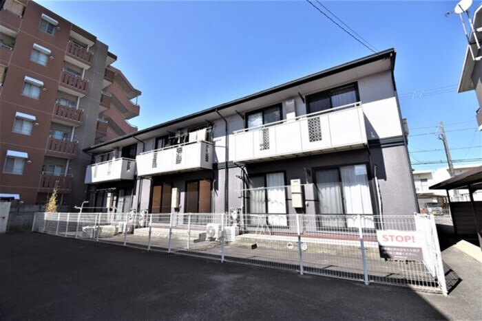 物件外観写真1　(建物外観)