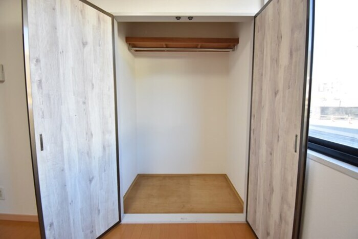 物件内観写真15　(クローゼット（北洋室）)