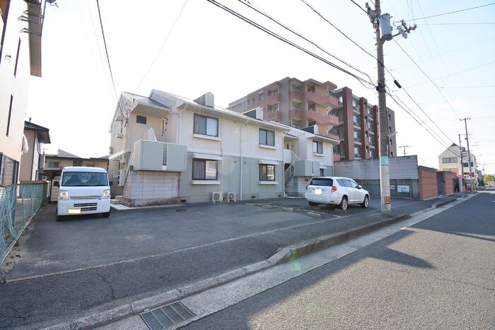 物件内観写真29　(前面道路・入口)