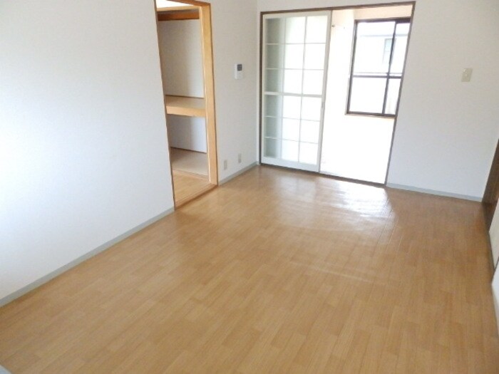 物件内観写真8　(ＤＫ7.5帖)