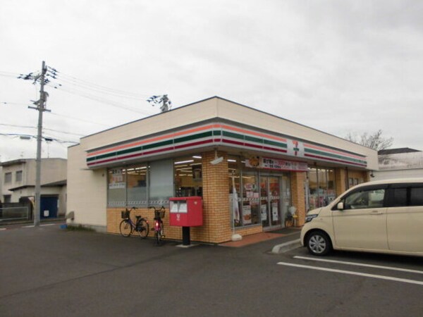 セブンイレブン高松屋島西町店960ｍ 自転車５分