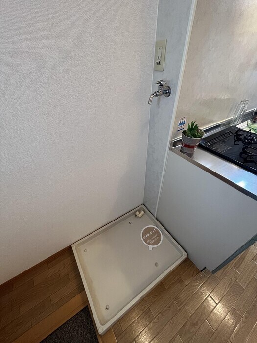 物件内観写真8　(室内洗濯機置場)