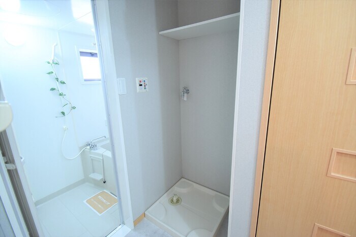 物件内観写真19　(室内洗濯機置場)