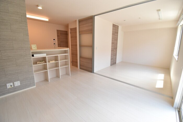 物件内観写真2　(LDK10．7帖)