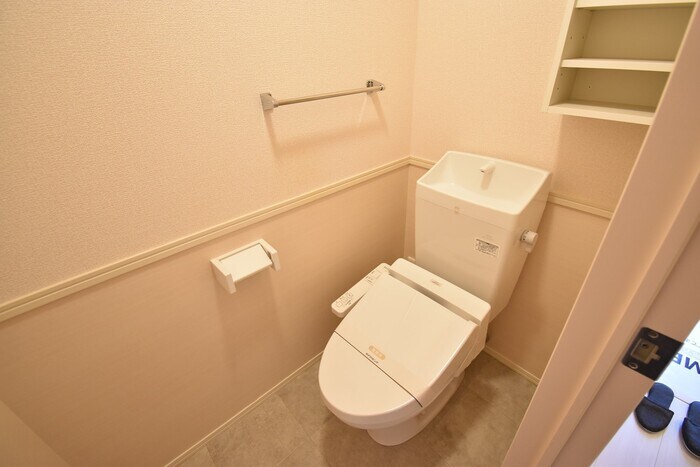 物件内観写真6　(温水洗浄暖房便座)