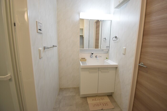 物件内観写真20　(洗髪洗面台)