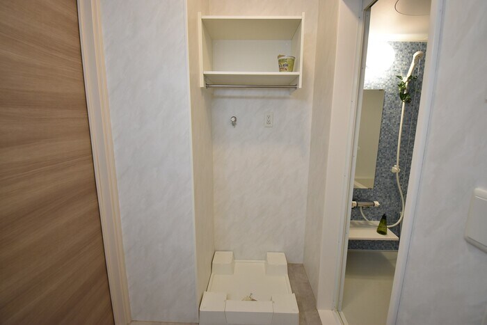 物件内観写真21　(室内洗濯置き場)