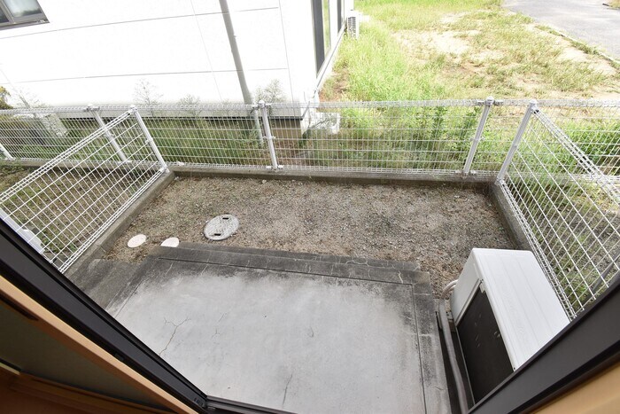 物件内観写真18　(専用庭)