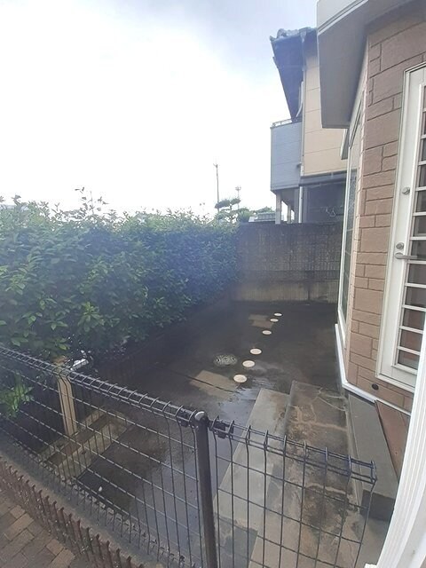 物件内観写真14　(庭)