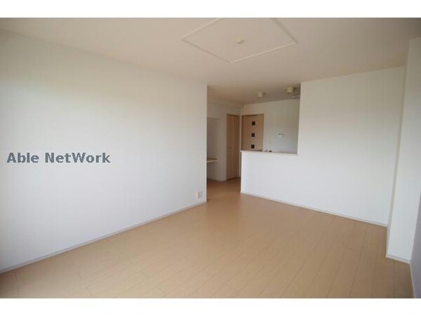 リビングダイニング