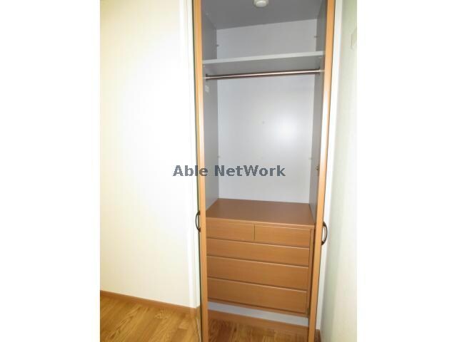 物件内観写真11　(収納)