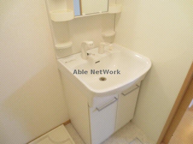 物件内観写真8　(洗面所)