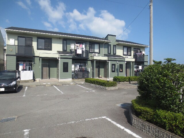 物件外観写真3　(Ｃ棟)