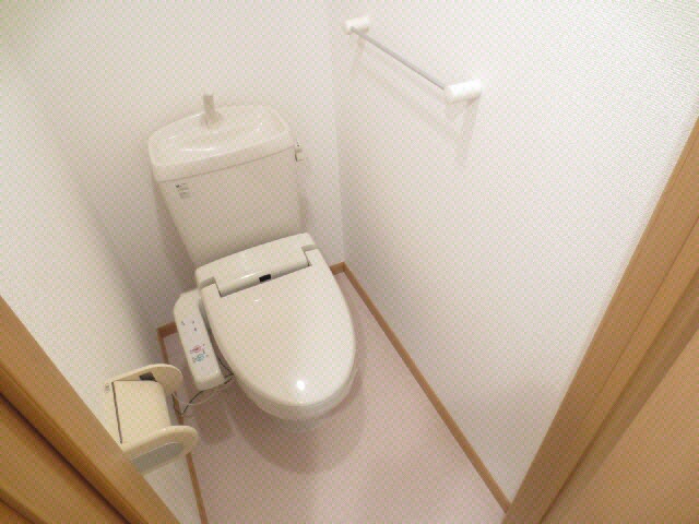 物件内観写真8　(トイレ)