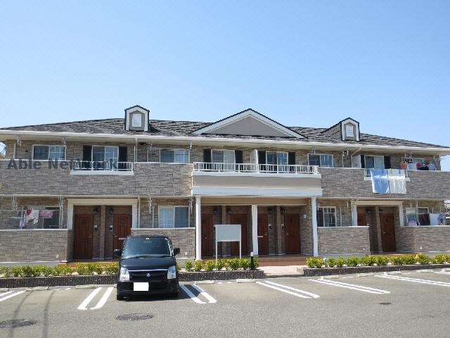 物件外観写真2　(Ｂ棟)