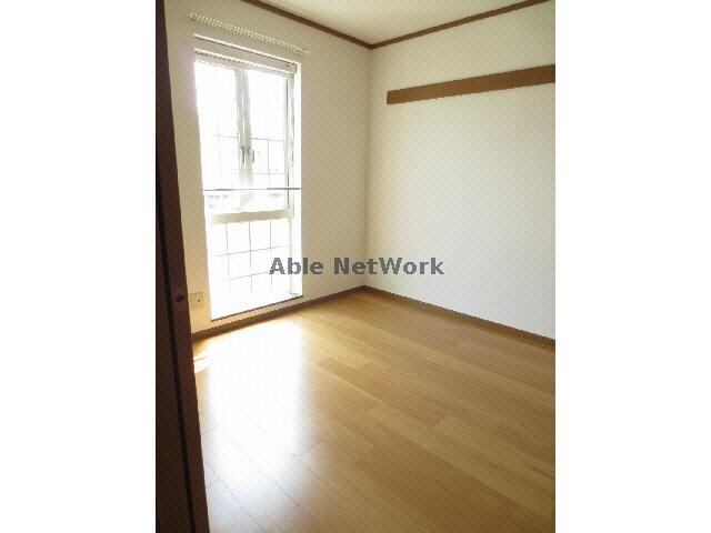 物件内観写真11　(洋室)