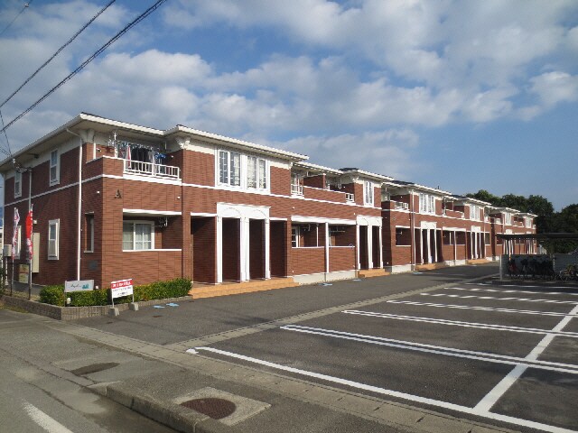 物件外観写真2　(Ａ・Ｂ・Ｃ)