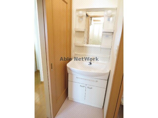 物件内観写真10　(洗面)