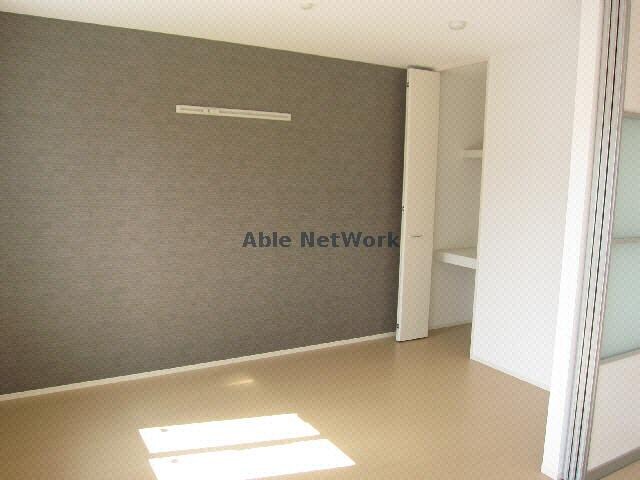 物件内観写真7　(洋室５帖)