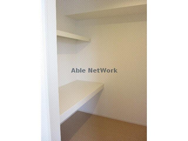 物件内観写真12　(ｳｫｰｸｲﾝｸﾛｰｾﾞｯﾄ)