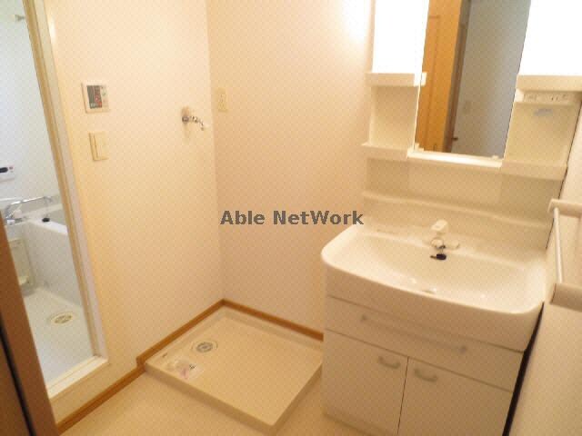 物件内観写真13　(洗面所)